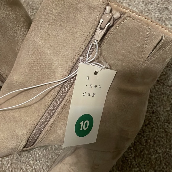 A new day 3 inch block heeled boots tan faux suede size 10 cullen ankle - Picture 7 of 11